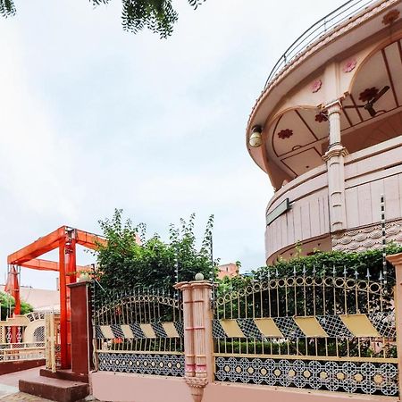 Spot On 60838 Shri Giriraj Dham Govardhan Exterior photo